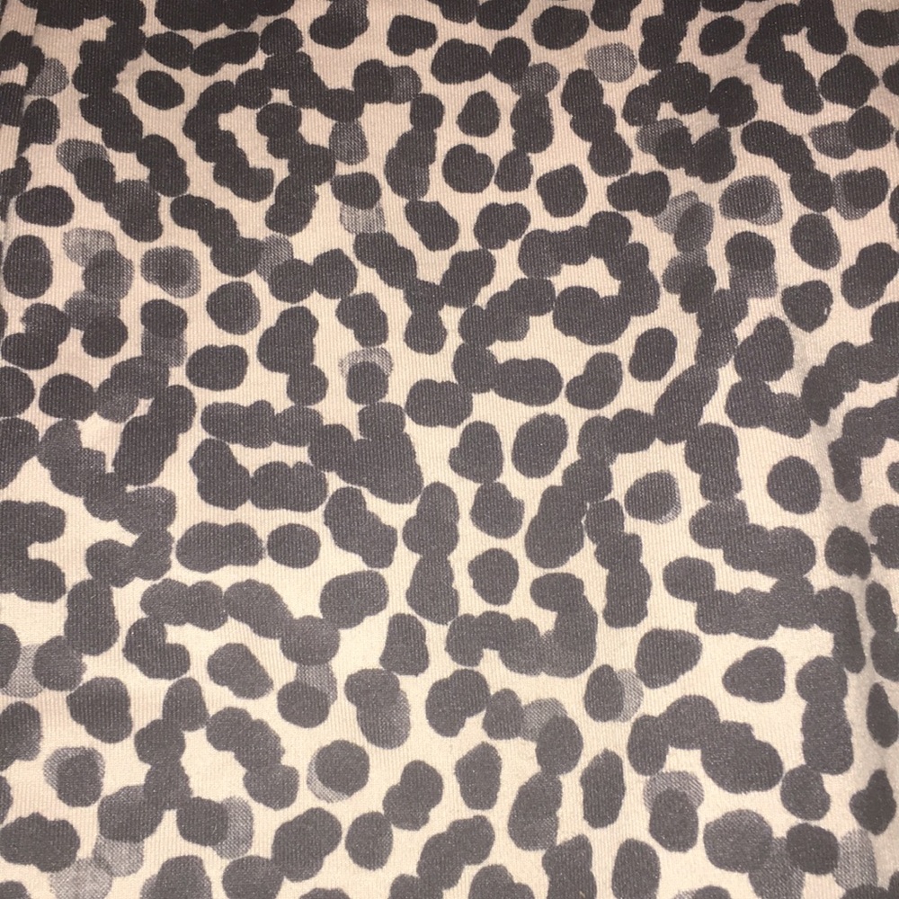 Super rare lululemon legging! - Picture 2 of 2